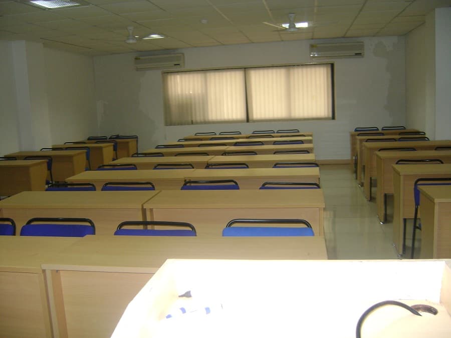 Amity Global Business School Indore Building photo 4